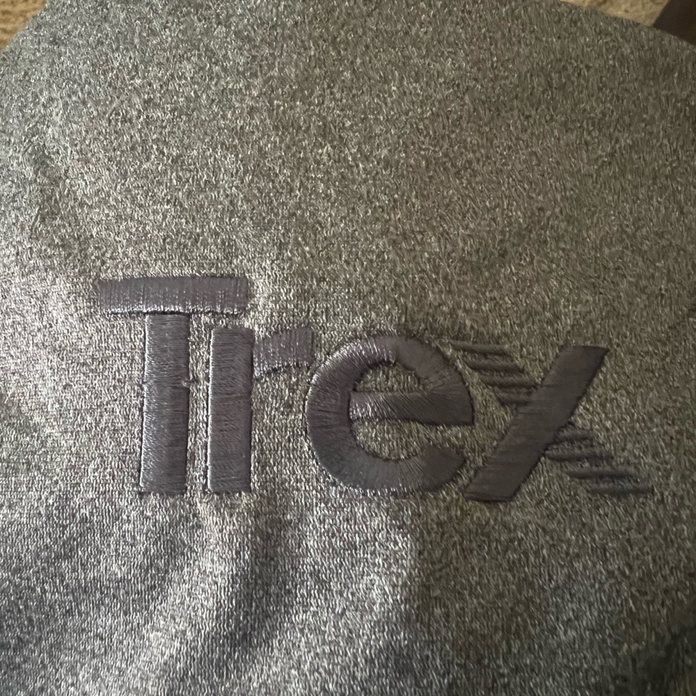 North Face Pullover - image 5